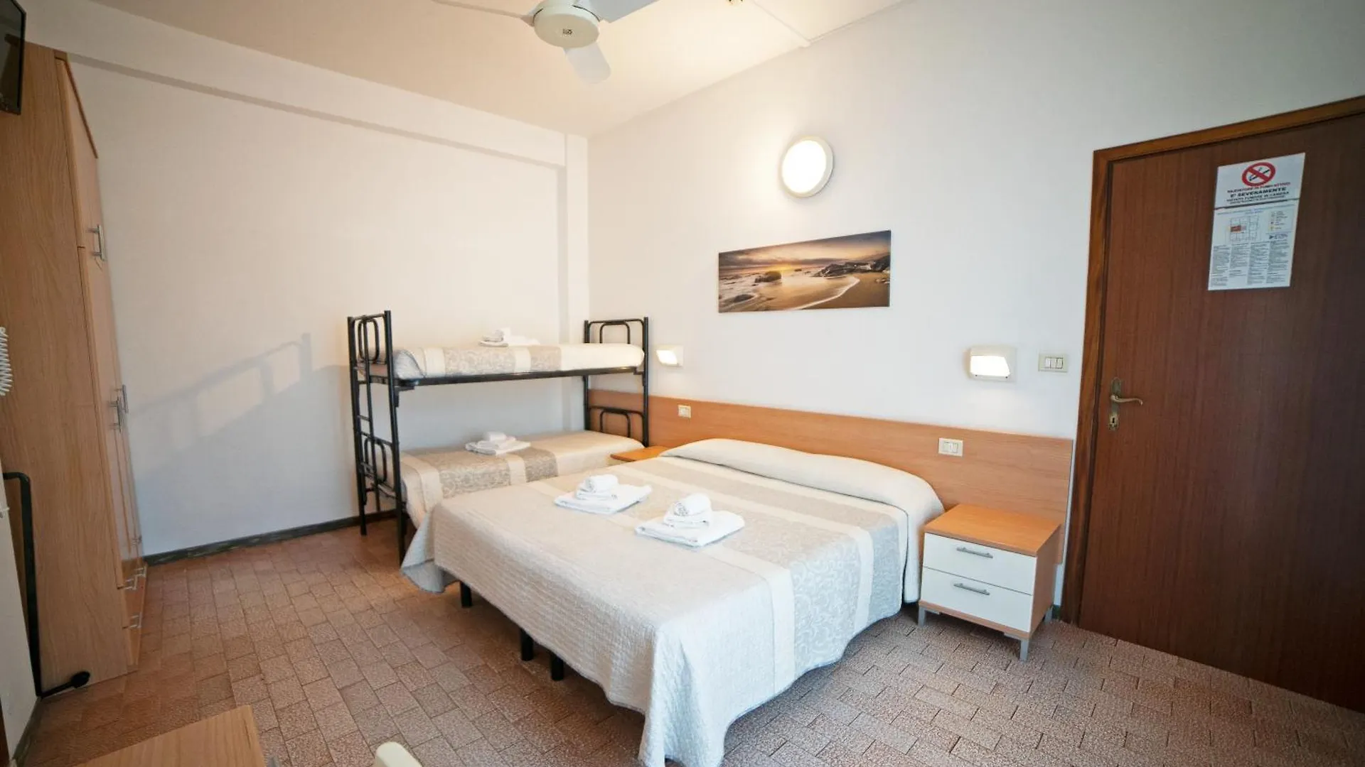 Hotel Mara リミニ