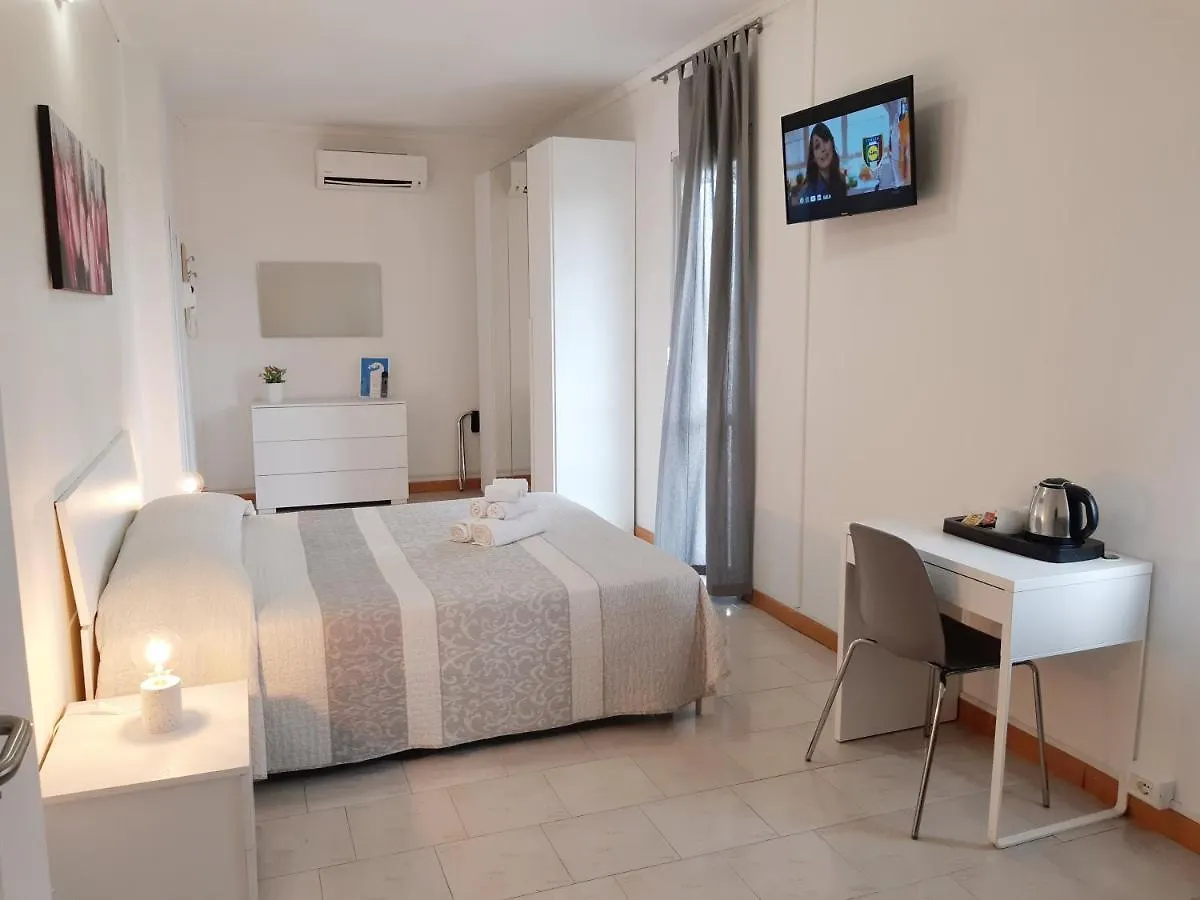 Hotel Mara Rimini 2*,  Italy